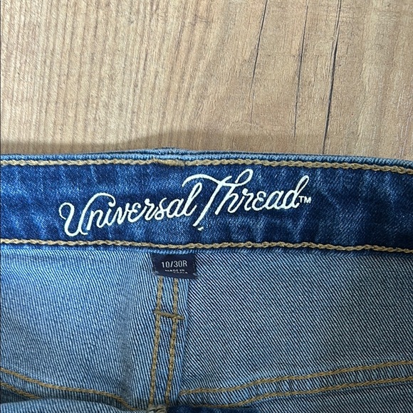 Universal Thread Women's Ankle & Cropped Patchwork Jeans - Picture 2 of 6